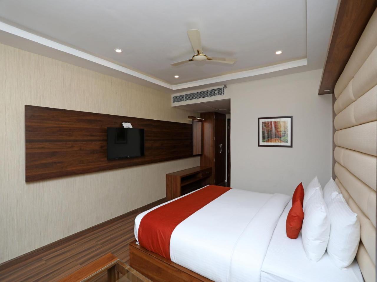 Oyo 16835 Stayotel Kolkata Airport Eksteriør billede
