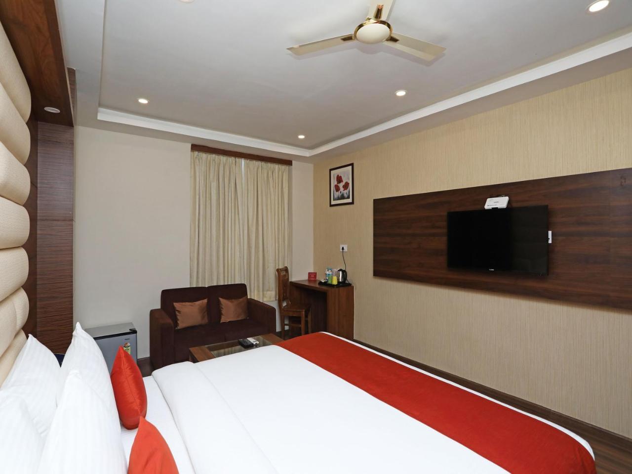 Oyo 16835 Stayotel Kolkata Airport Eksteriør billede