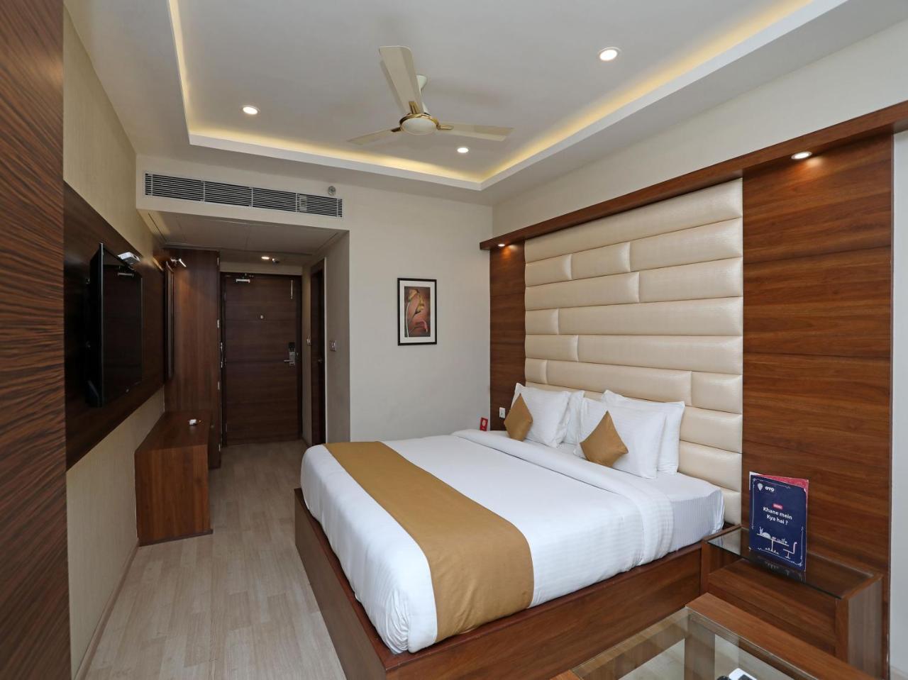Oyo 16835 Stayotel Kolkata Airport Eksteriør billede